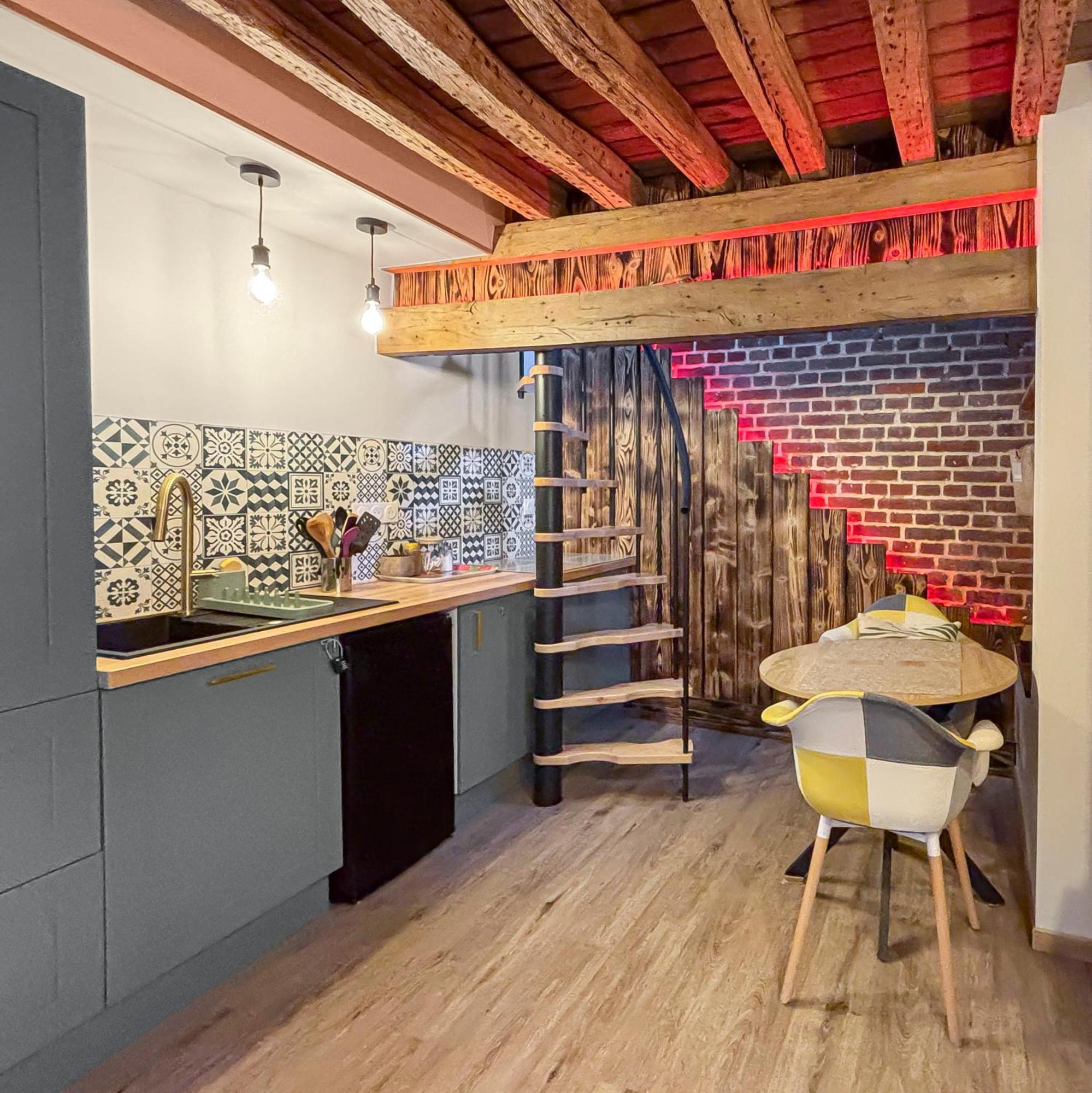 Apartamento Duplex Cosy Avec Netflix & Amazon Prime Beauvais Exterior foto